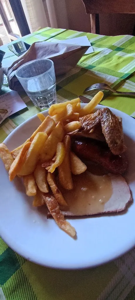 Gatto NineNineNine _Refettorio del pellegrino_Chiusi della Verna_recensione