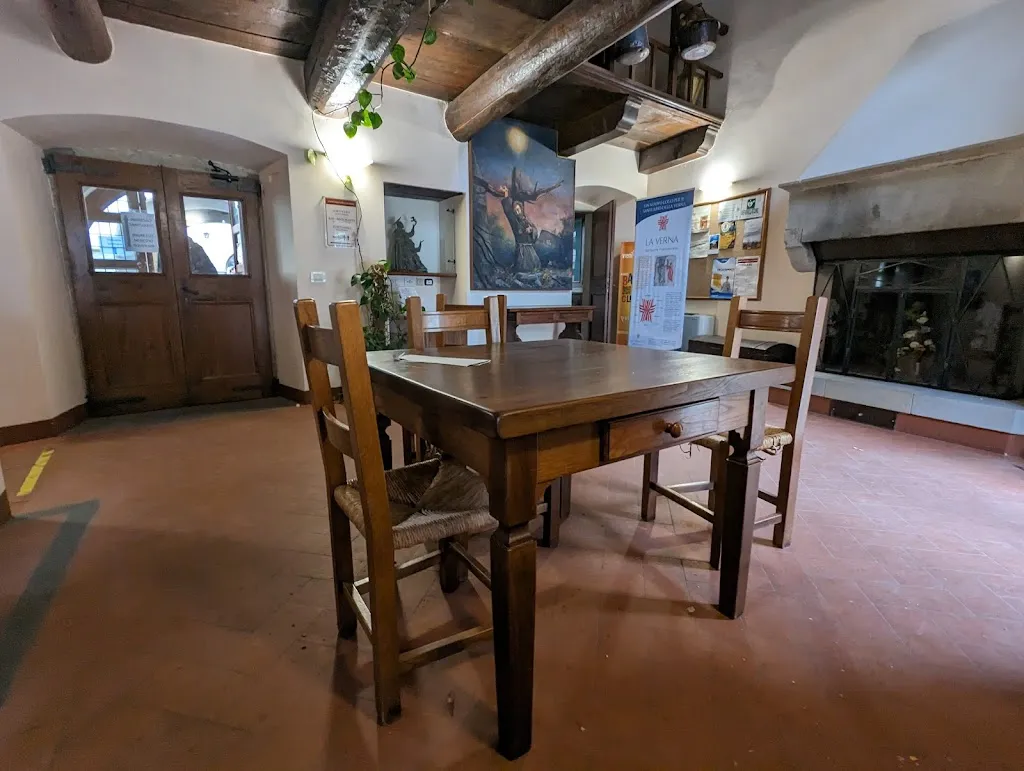 Davide Bacchetti_Refettorio del pellegrino_Chiusi della Verna_recensione