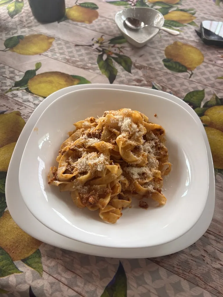 Razvan Itu_La Cantina Caffé_Cinigiano_review