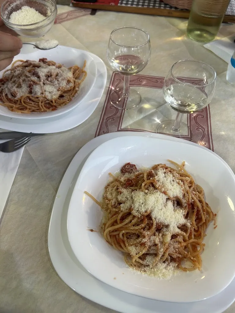 Vaida Skardinskienė_La Cantina Caffé_Cinigiano_review