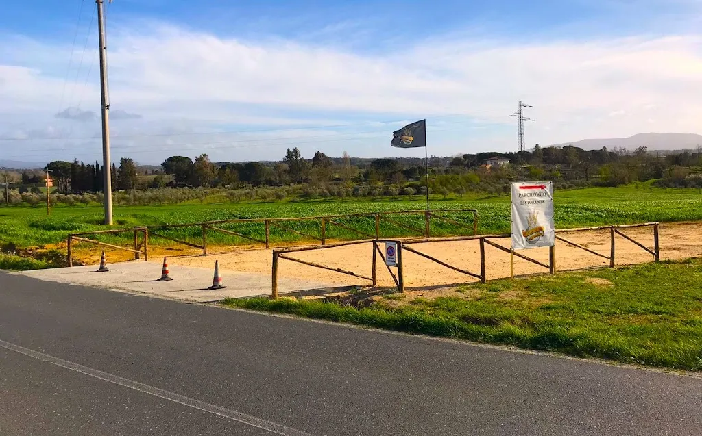 ingresso ristorante agriturismo il poggetto delle spighe_Collesalvetti_slider_image_2