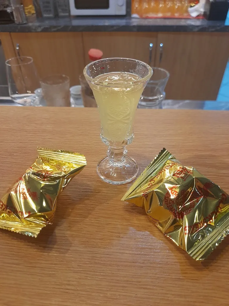 Menu_UBE Sushi Lab_Collesalvetti_image_8