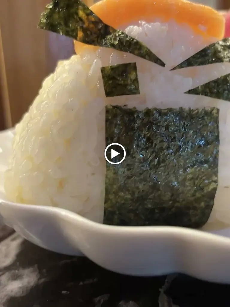 UBE Sushi Lab_Collesalvetti_slider_image_2