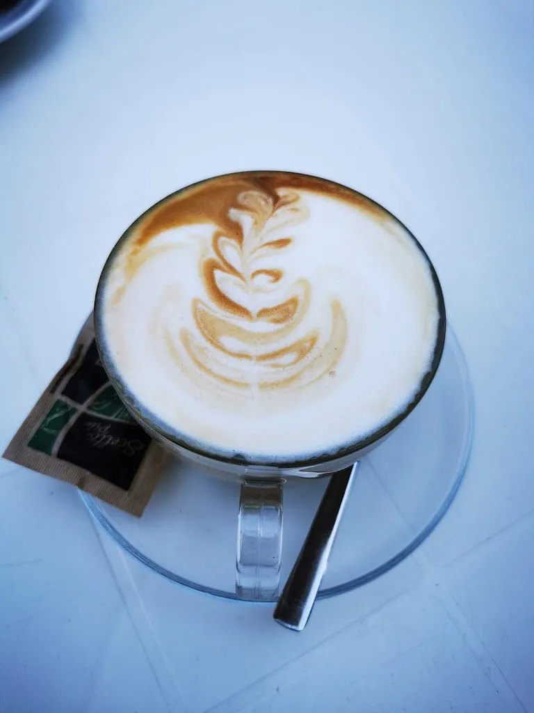 Robin Mannhorst_Bar Granat di Di Nocco Alessandro_Celenza sul Trigno_review