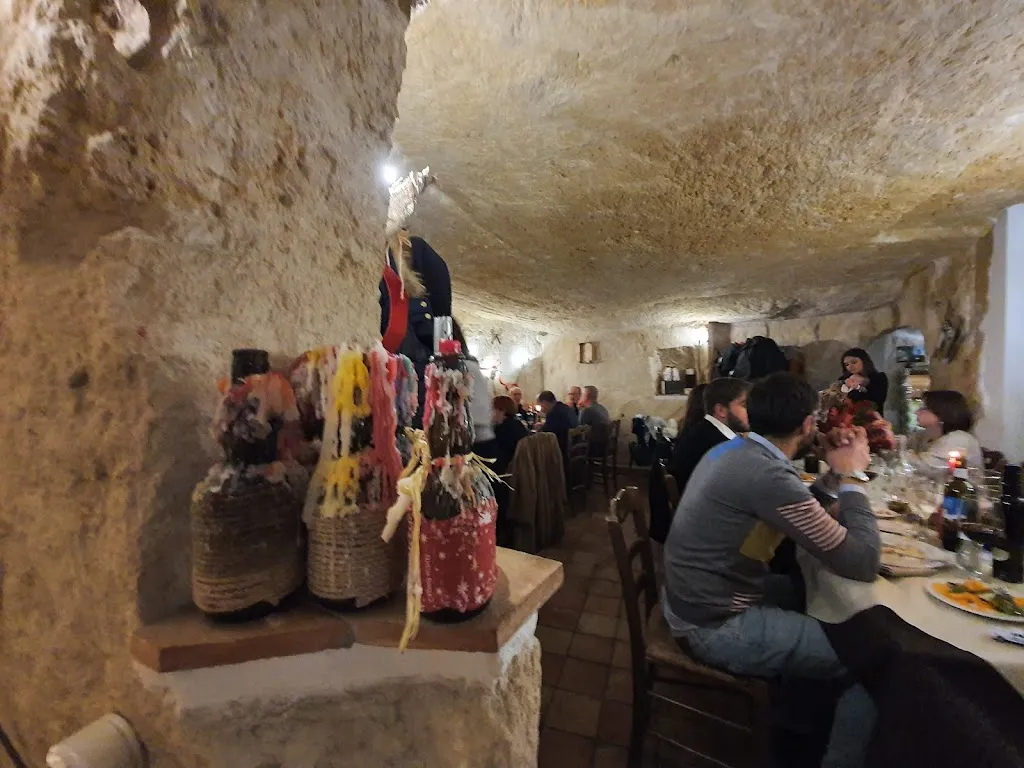 Saverio Falcone_Il Ritrovo degli Ostinati_Massafra_review