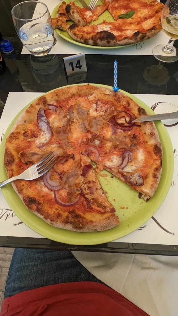 james f_Miseria & Nobiltà_Donoratico_review