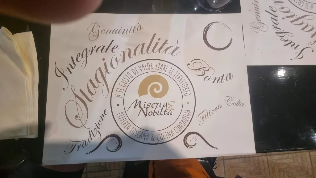 Bob Bolton_Miseria & Nobiltà_Donoratico_review