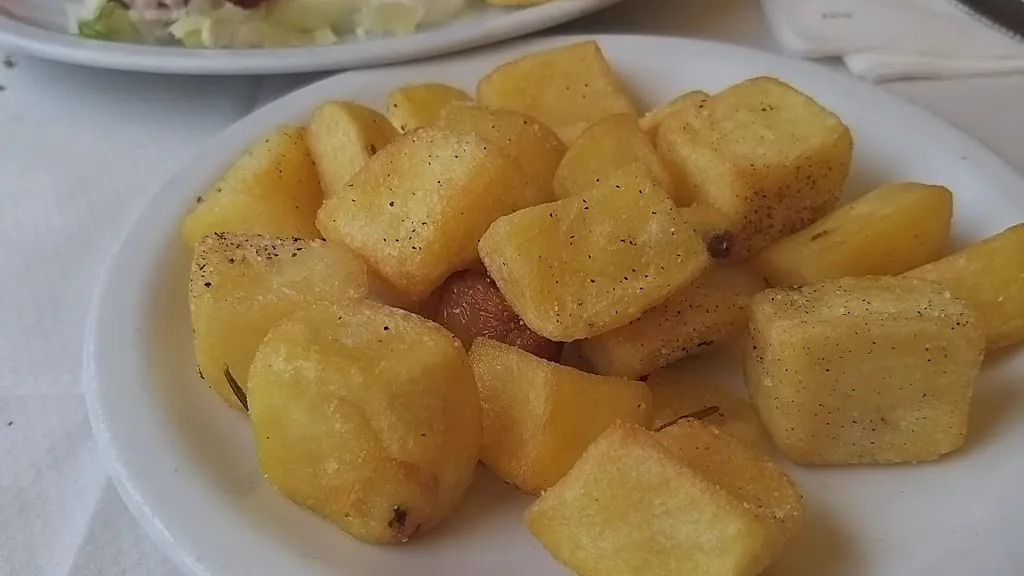 Ristorante Pizzeria Da Sandra_Fabbriche di Vallico_slider_image_2