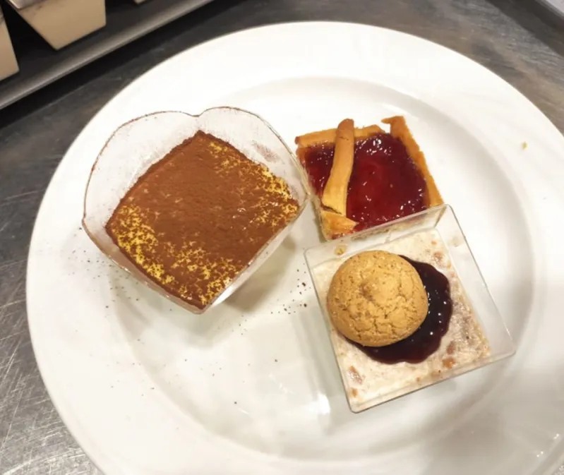 Ristorante Pizzeria Da Sandra_Fabbriche di Vallico_slider_image_3