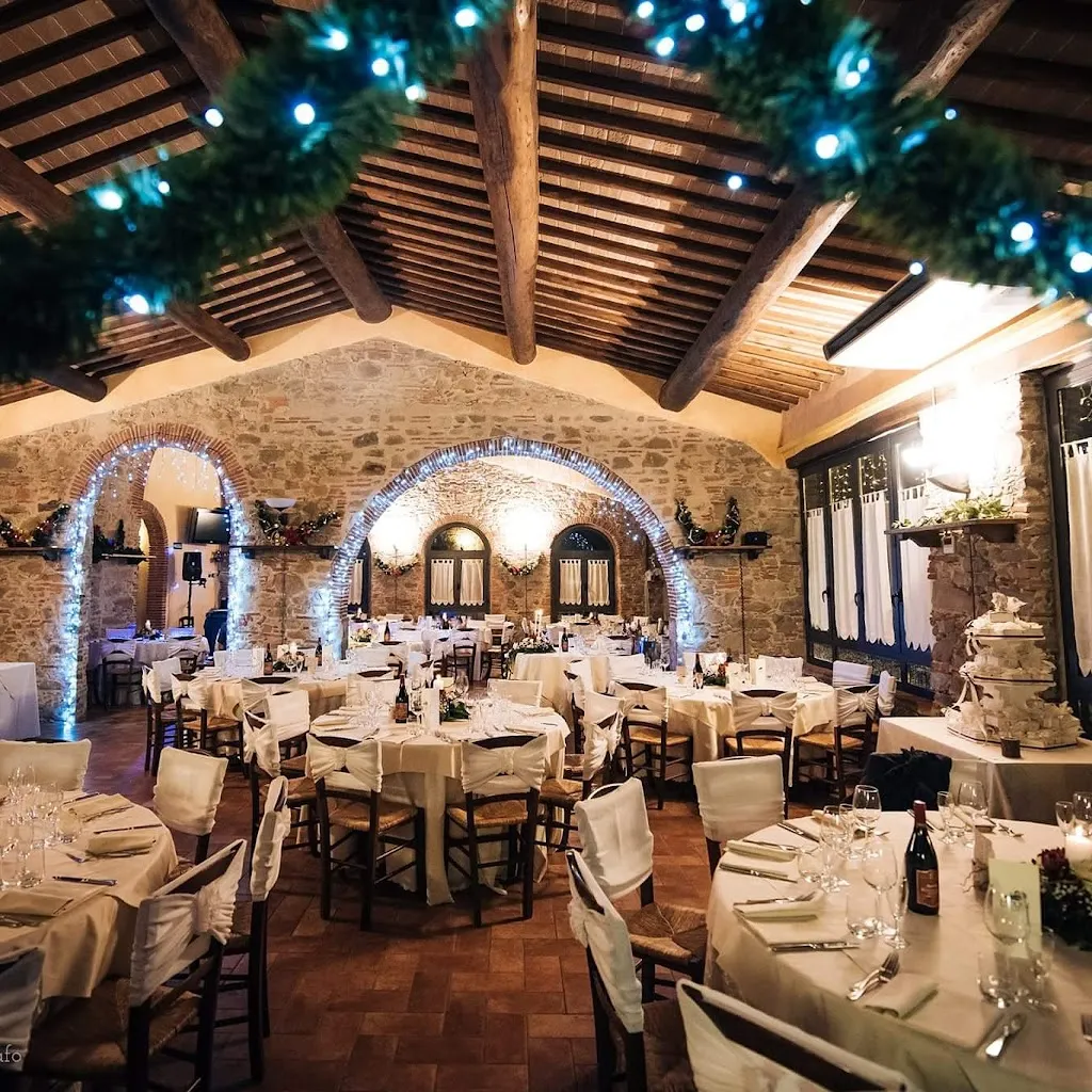 Ristorante Molin della Volpe di Fanucchi Luca & C. Sas restaurant in Fabbriche di Vallico