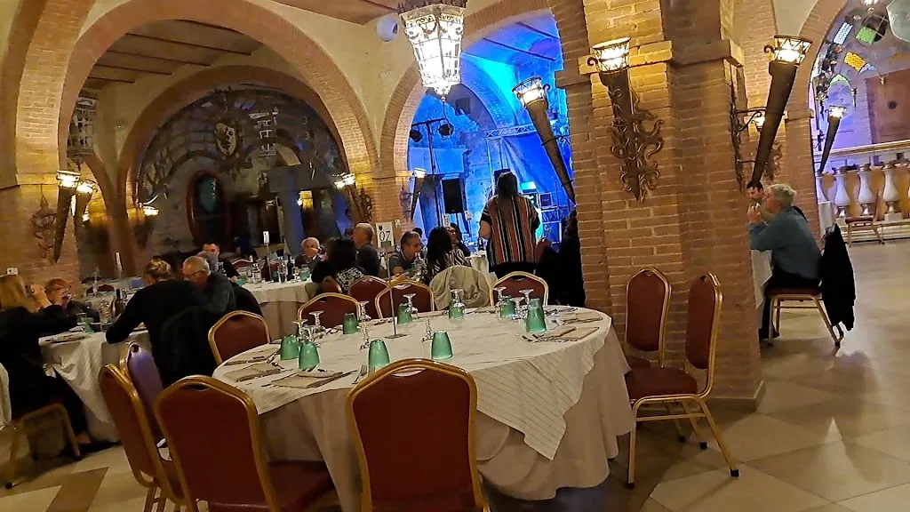 Elisa Stiavetti_La braceria dei Templari_Fauglia_review