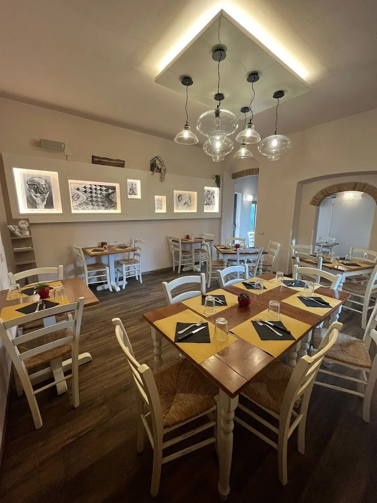 Fauglia Pizzeria Pizzicotto restaurant in Fauglia