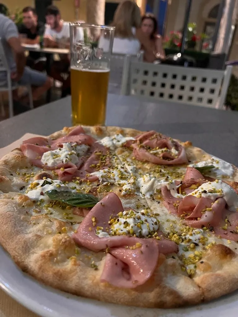 Fauglia Pizzeria Pizzicotto_Fauglia_slider_image_2