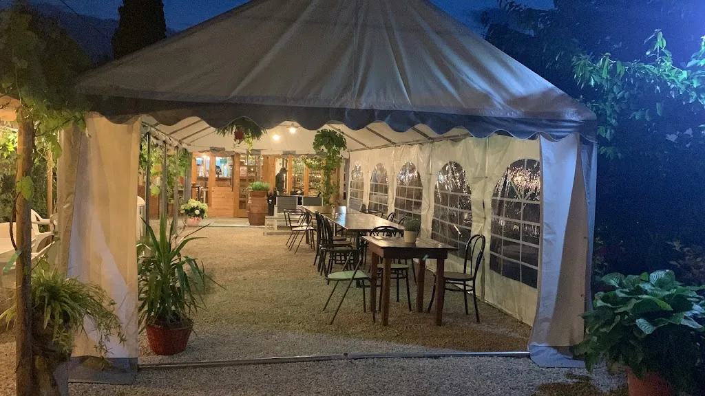 Az. Agrituristica Poggio San Piero restaurant in Foiano della Chiana