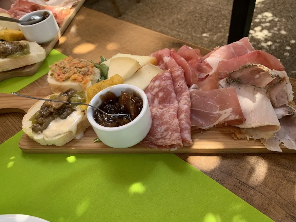 Ristorante I Due Laghi_Firenzuola_slider_image_3