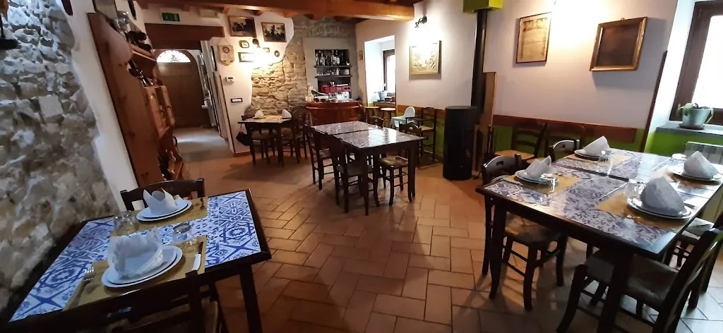 Agriturismo Calcinaia restaurant in Firenzuola