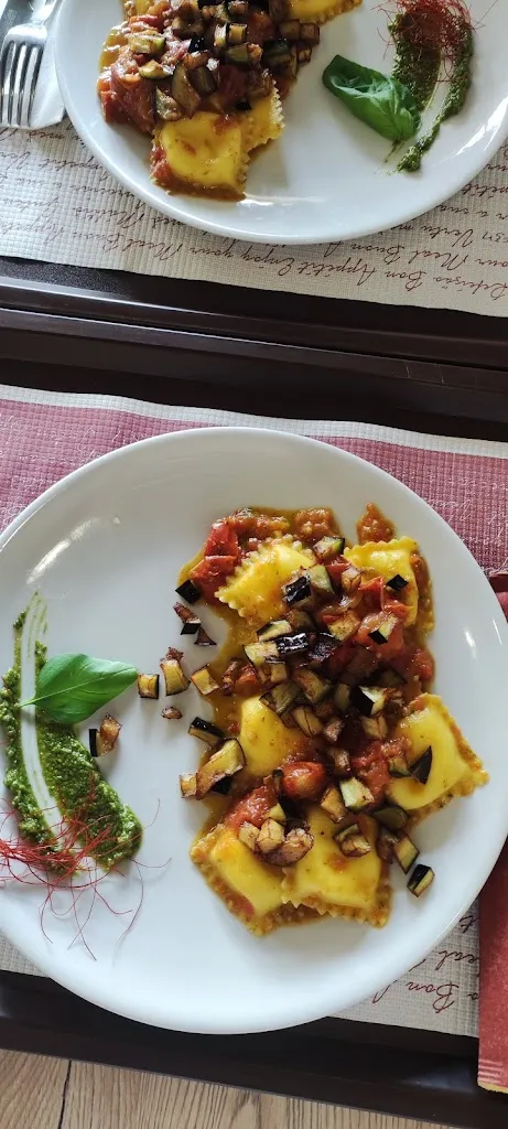 Silvia Biasco_975 Industrial Bistrot_Massafra_review