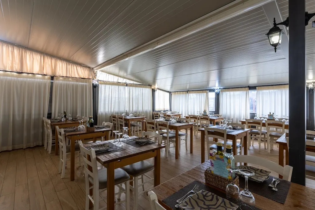 Ristorante L'Astronave_Colle di Val d'Elsa_slider_image_1