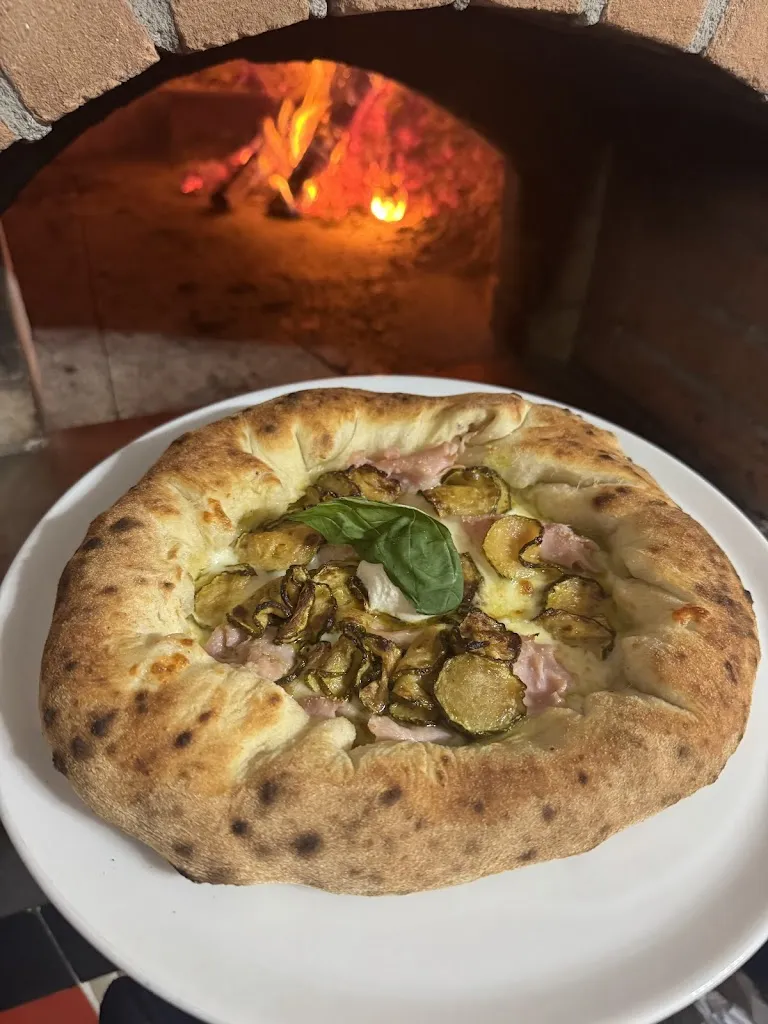 Pizzeria Al Posto Giusto Colle_Colle di Val d'Elsa_slider_image_2