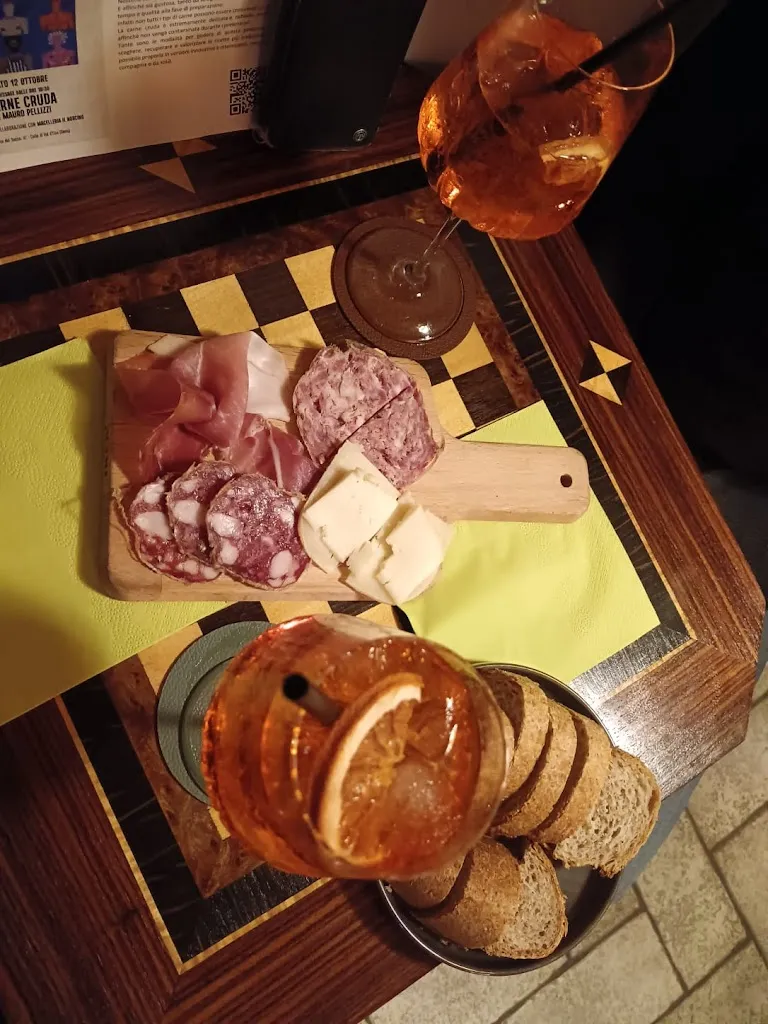 Alan Geneselli_Flos 47_Colle di Val d'Elsa_review