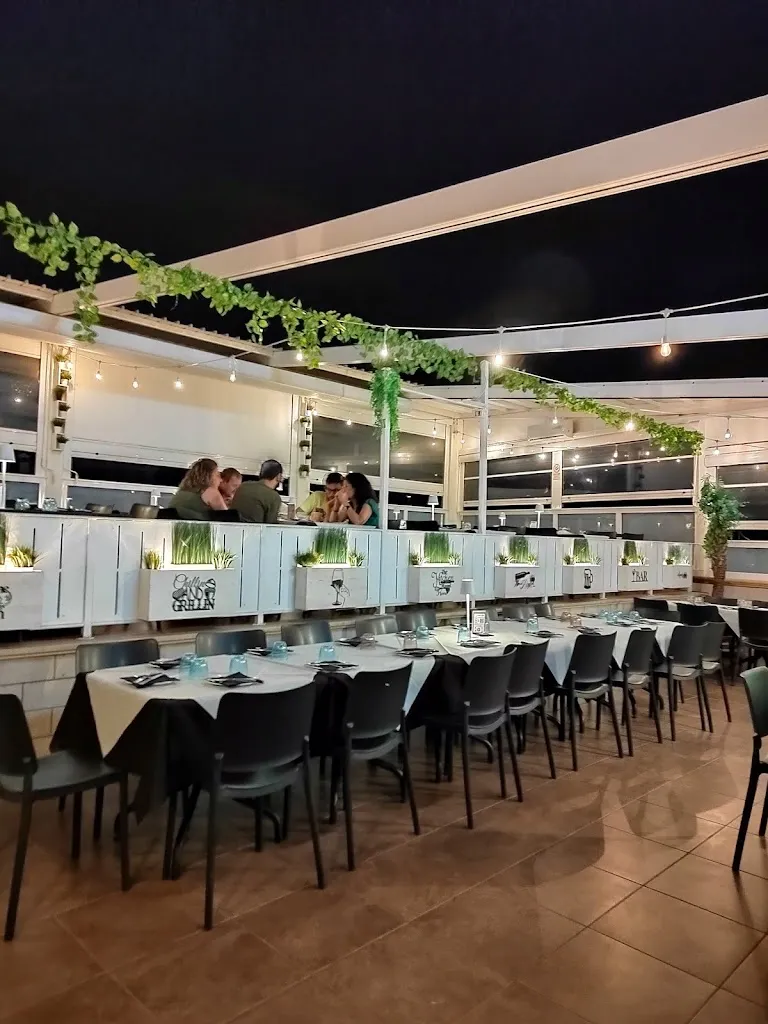 Valeria C_Jacana_Massafra_review