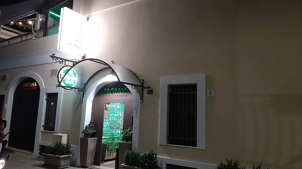 Virginia Mariani_Jacana_Massafra_review