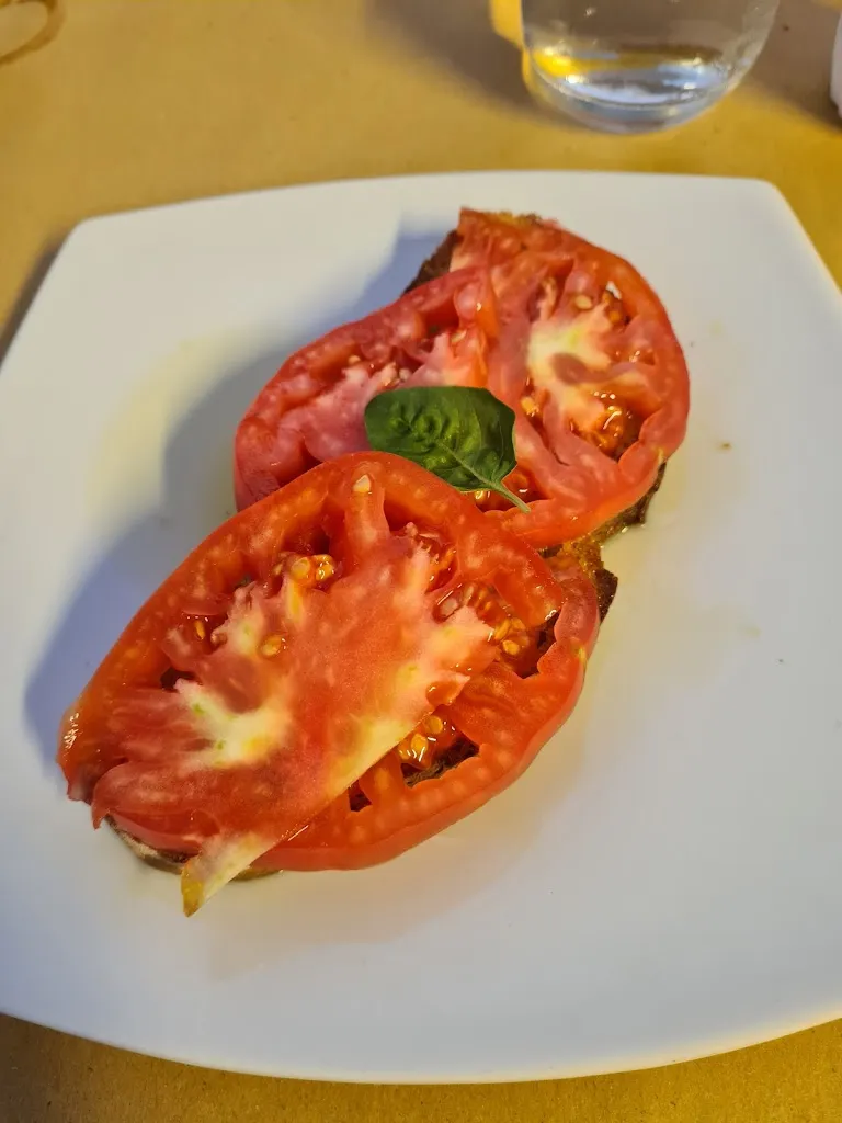 Christine Lindenthal_Bar Pizzeria Il Vecchio Ponte_Fosciandora_review