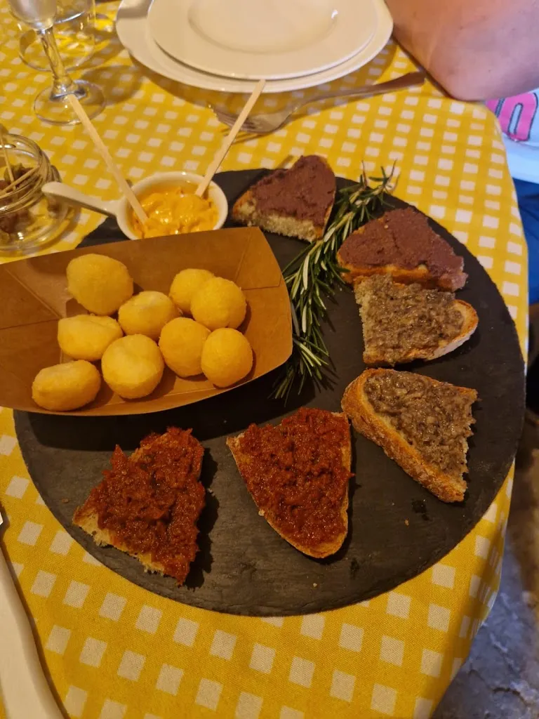 Menu_Le cantine Home Restaurant_Fosciandora_image_5