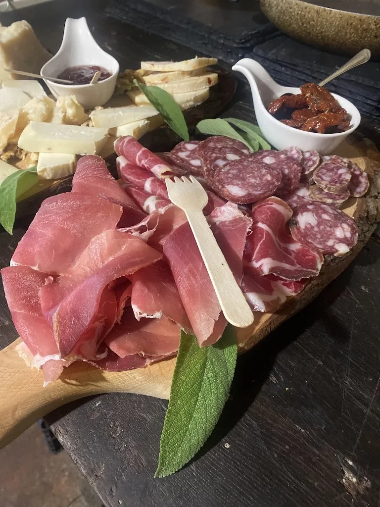 Menu_Le cantine Home Restaurant_Fosciandora_image_8