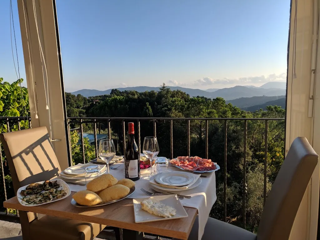 Emili_Fosdinovo_slider_image_1