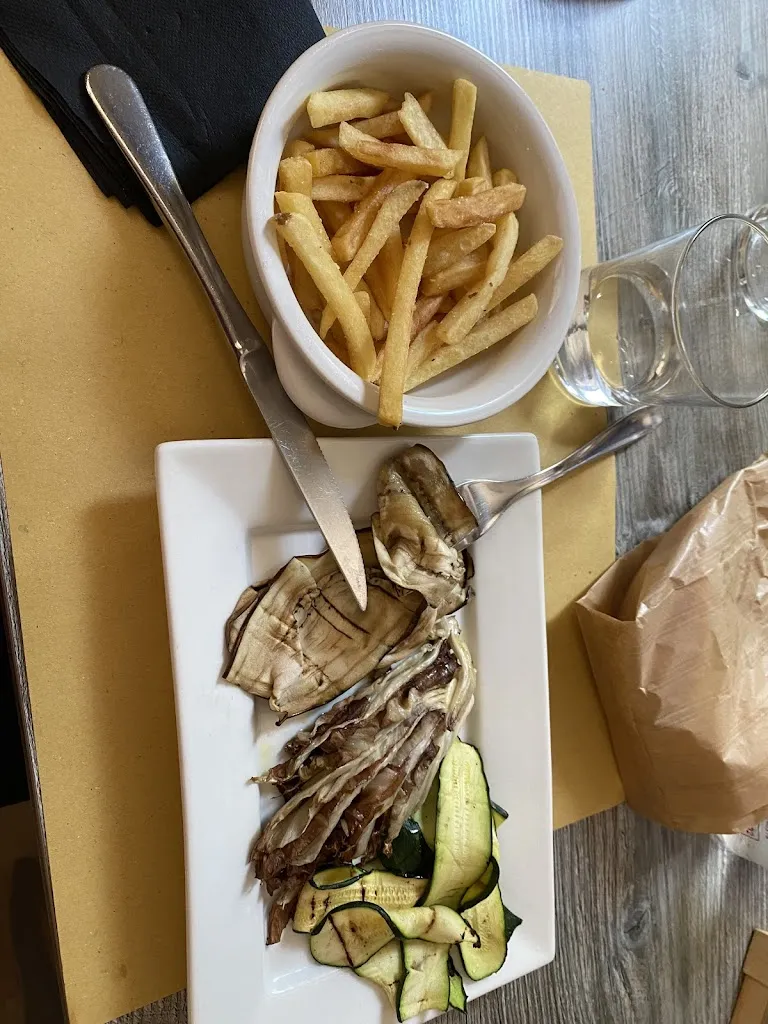 Laura Berardi_La Casa Rossa Di Rocchini Lorenzo_Fucecchio_recensione