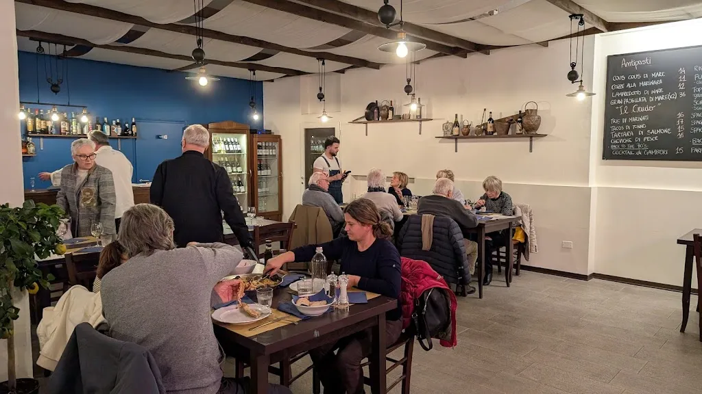 Osteria La Montagnola "Amici del Mare" restaurant in Gambassi Terme