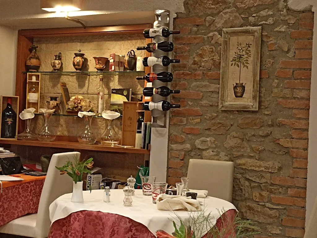 Trattoria Taverna Etrusca_Gavorrano_slider_image_1