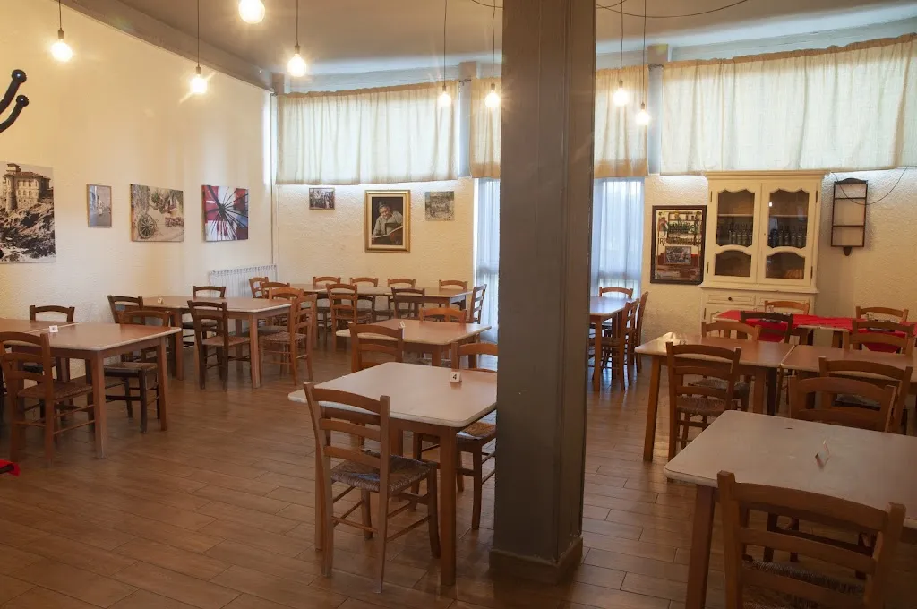 27 Rosso Griglieria Pizzeria Gavorrano restaurant in Gavorrano