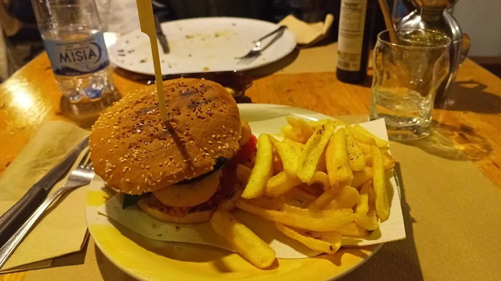 Giorgio Caniglia_La Strettoia_Ginestra Fiorentina_review