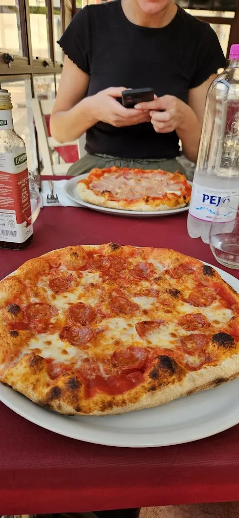 Ryan B_La Voglia Matta - Bar Pizzeria_Ginestra Fiorentina_review