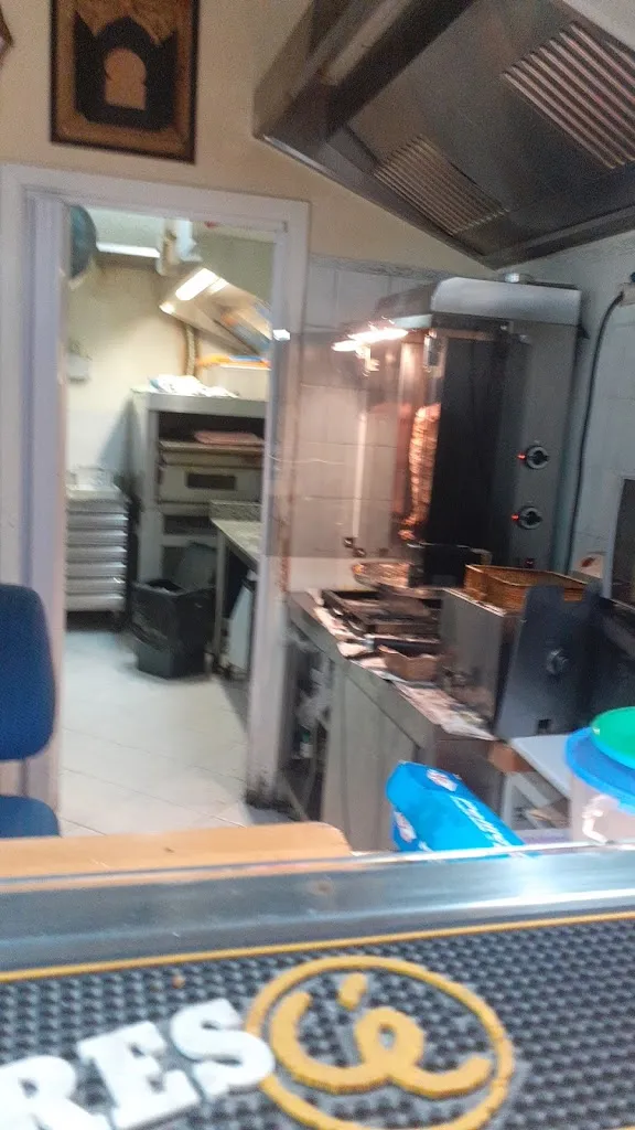 Viola Kebab Di Bouchtaty Elhassan_Ginestra Fiorentina_slider_image_3