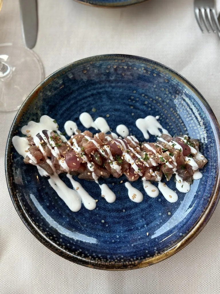 Esri du Plessis_Terrazza La Guardia_Giglio Castello_review