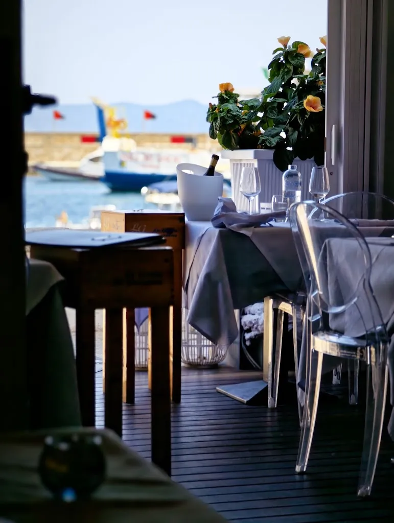 Ignacio Luis Pretel de Medina_La grotta del pescatore,ristorante l angolo di Napoli_Giglio Castello_review
