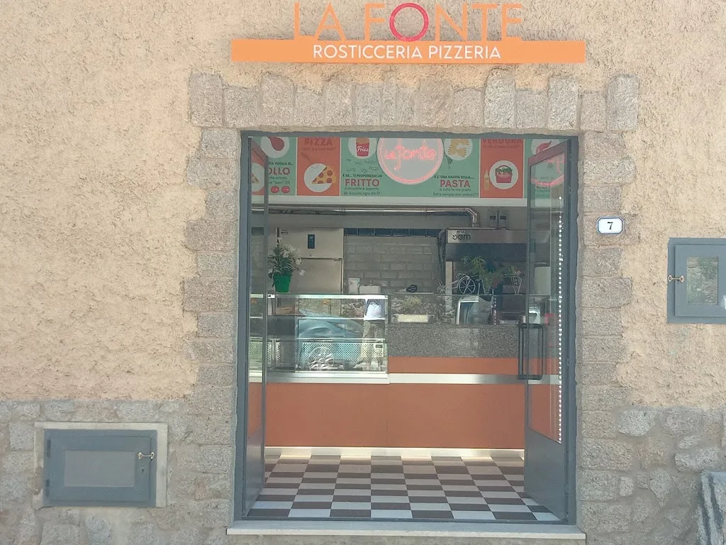 La Fonte Rosticceria Pizzeria restaurant in Giglio Castello