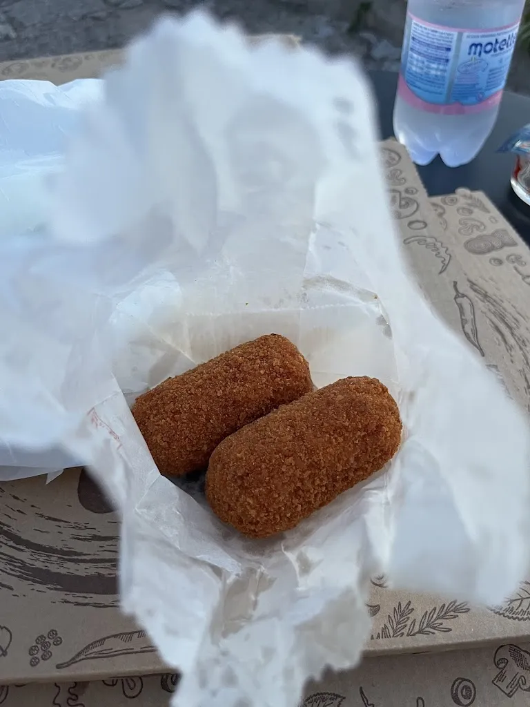 La Fonte Rosticceria Pizzeria_Giglio Castello_slider_image_3