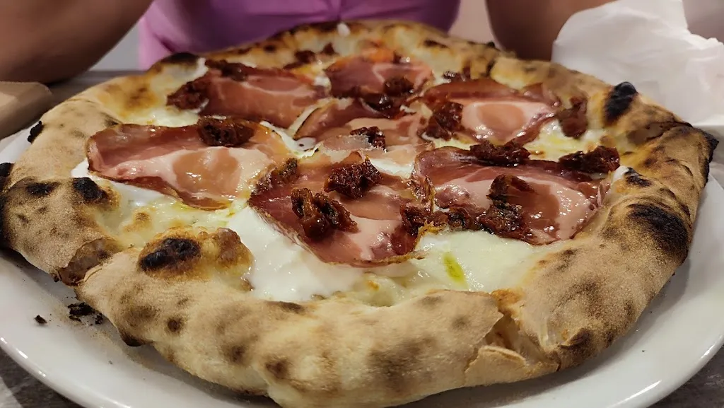 Giuseppe M_Al Bacio_Massafra_review