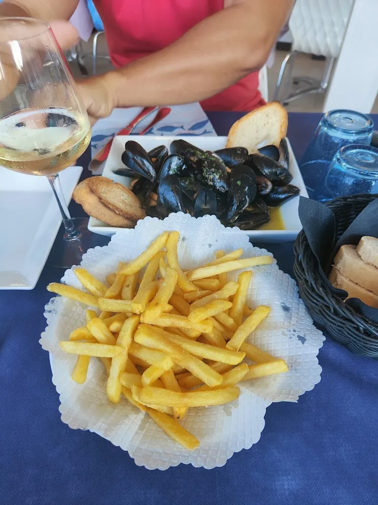 Marika Novellati_PortaVia_Giglio Castello_recensione