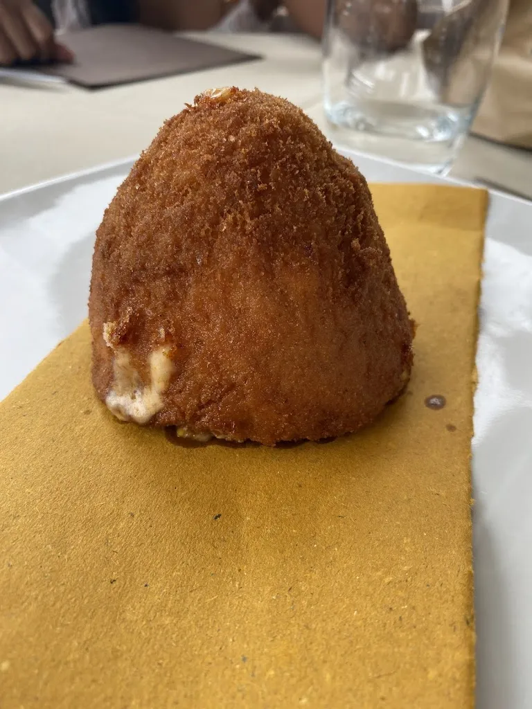 Giulio Aprin_Attività in vendita_Giglio Castello_Bewertung