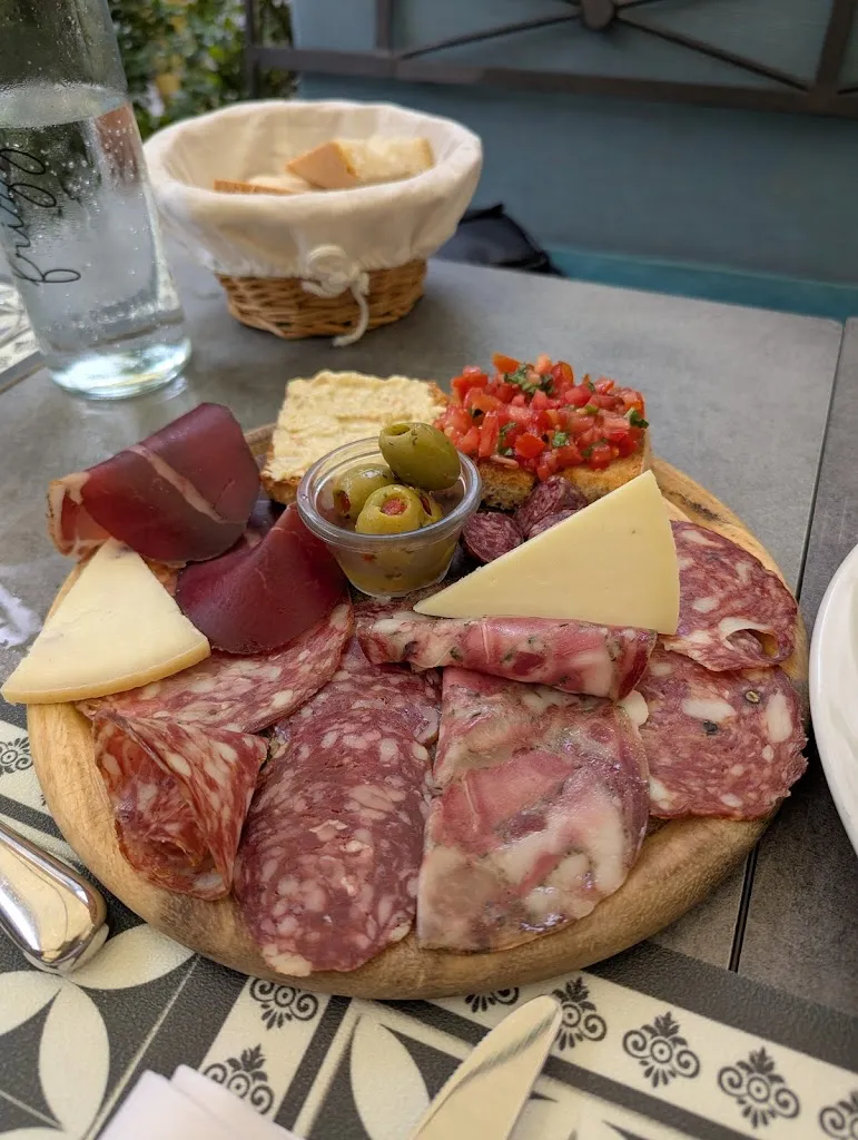 Enzo Chiaramonte_Trattoria D'ì Borgo_Greve in Chianti_review