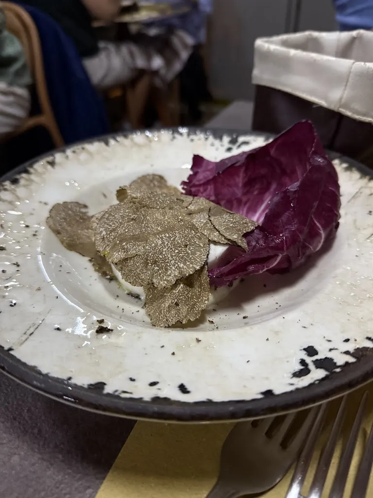 Beatriz Santos_La Castellana_Greve in Chianti_review