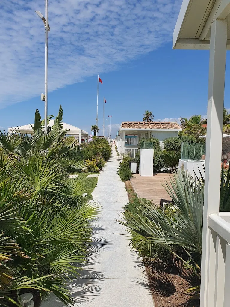 Bagno Carducci da Gianni_Forte dei Marmi_slider_image_2