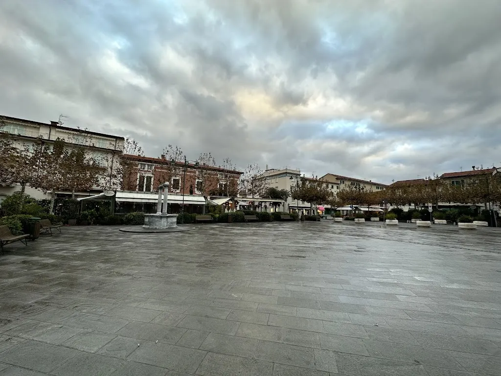 Sandra Uribe_Casamare_Forte dei Marmi_review