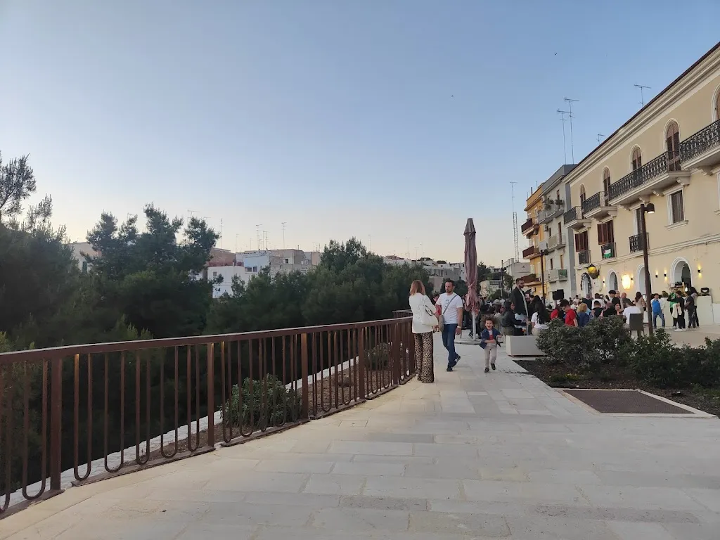 SKY Bar Food Drink_Massafra_slider_image_2