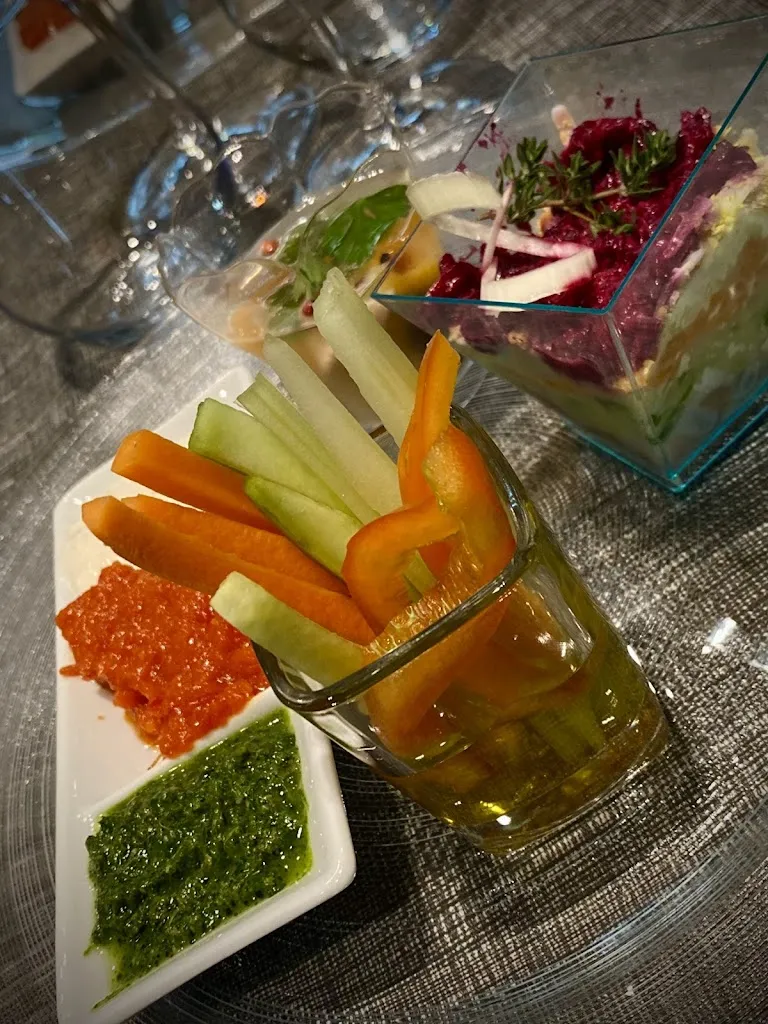 Irina Tsapkina_Catch Claw's_Forte dei Marmi_review